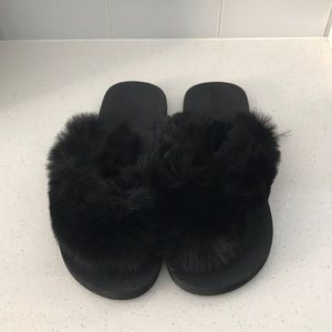 Faux fur flip flops!